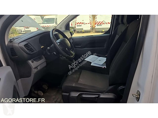 Коммерческий автомобиль