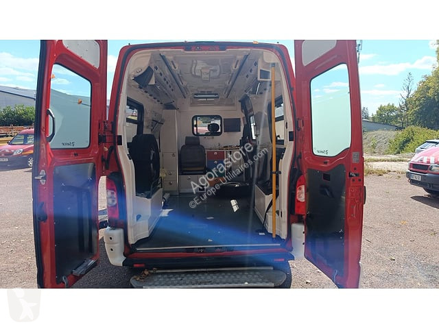 Коммерческий автомобиль Renault MASTER