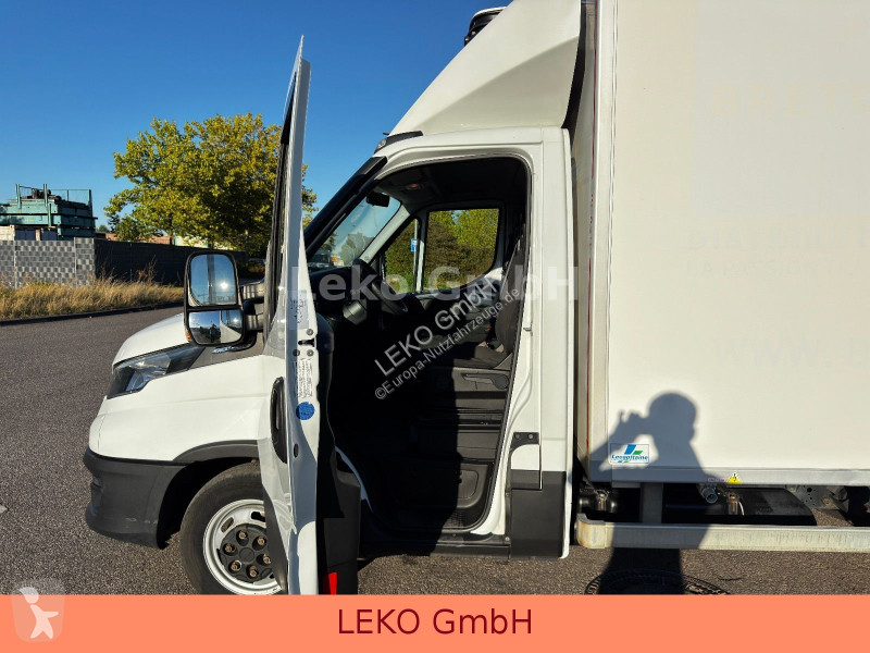 Nyttofordon Iveco 35C14 Mit Carrier Xr 350