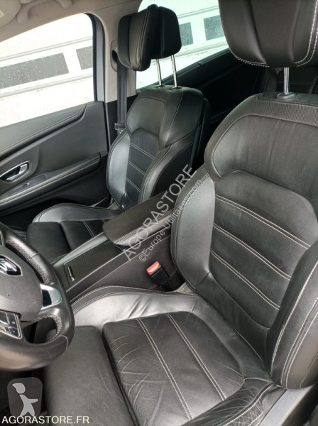 Samochód dostawczy Renault MEGANE
