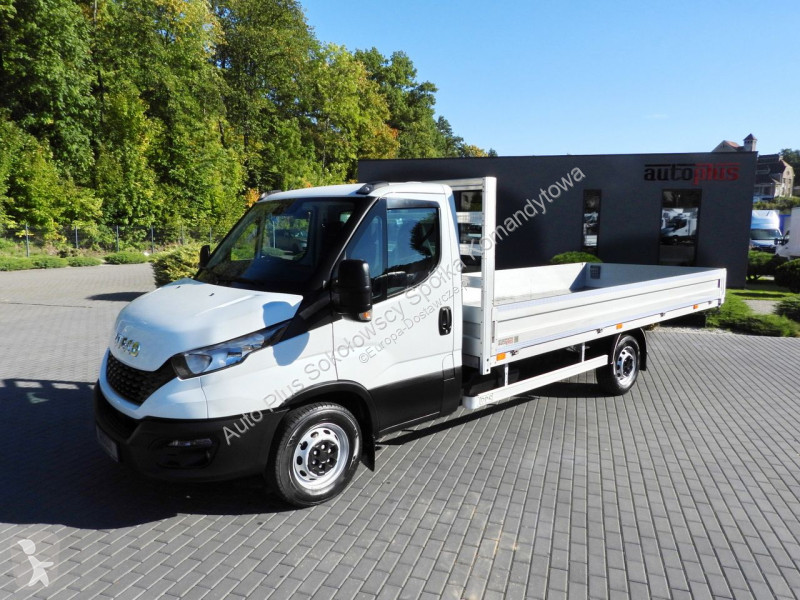 Furgoneta Iveco 35S18 DAILY