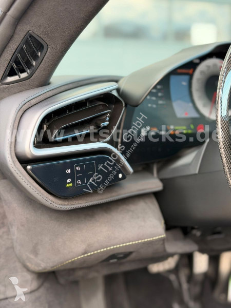 Autoutilitară Ferrari | RACING SEATS | LIFT |...