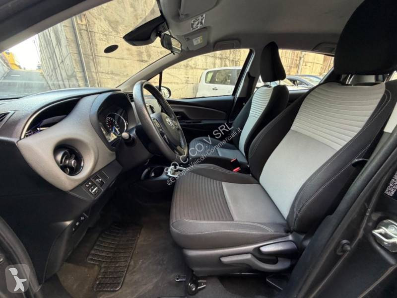 Furgoneta Toyota 1.5 VVT-I 100 hybride