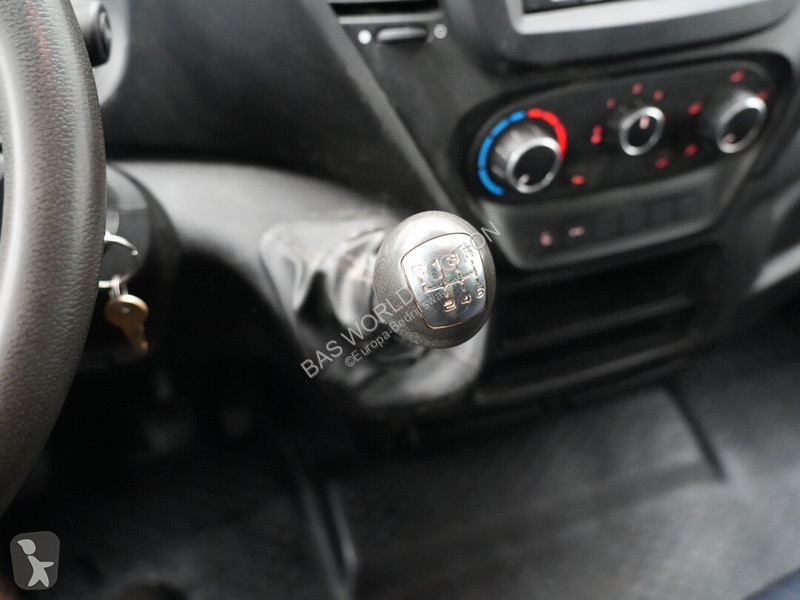 عربة نفعية Iveco 35C18