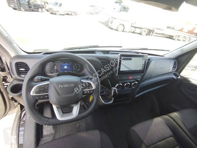 Veículo utilitário Iveco 35C21