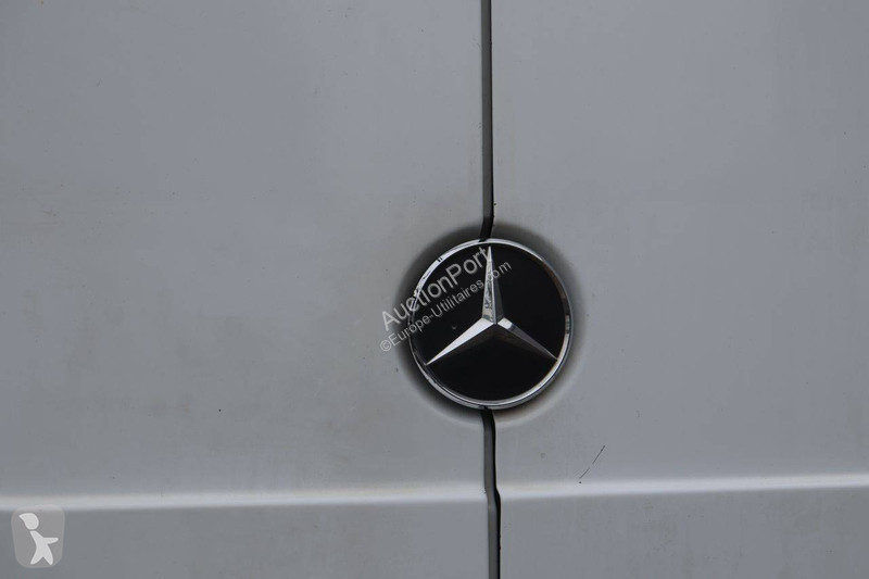Коммерческий автомобиль Mercedes 313 CDI