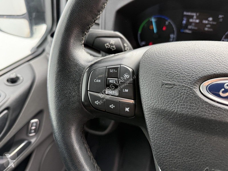 عربة نفعية Ford 340 1.0 PHEV 120PK L1 *ELEKTRO...
