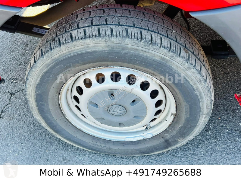 Véhicule utilitaire Volkswagen 32 Kombi 2.0...
