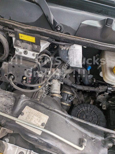 Véhicule utilitaire Fiat Multijet 130 / Nur...