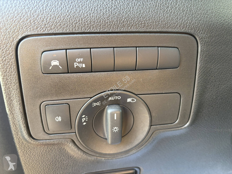 Véhicule utilitaire Mercedes VITO MIXTO 119 CDI...