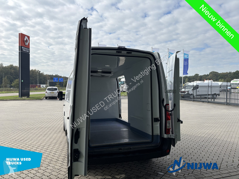 Véhicule utilitaire Renault T35 150 L2H2...