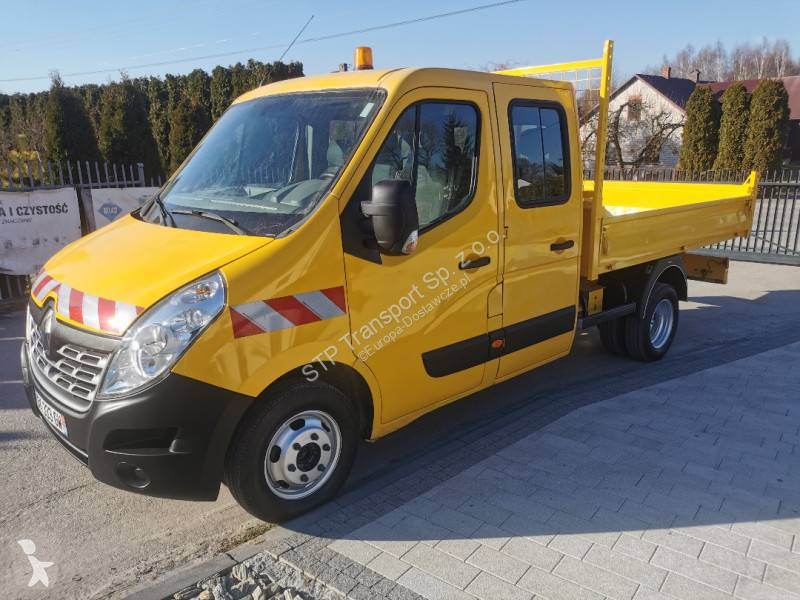 Véhicule utilitaire Renault 2.3 DCI 125