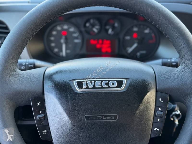 Véhicule utilitaire Iveco