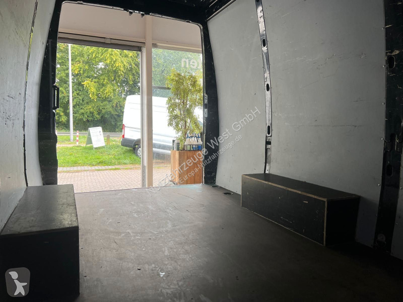 Užitkové vozidlo Iveco 35S17...