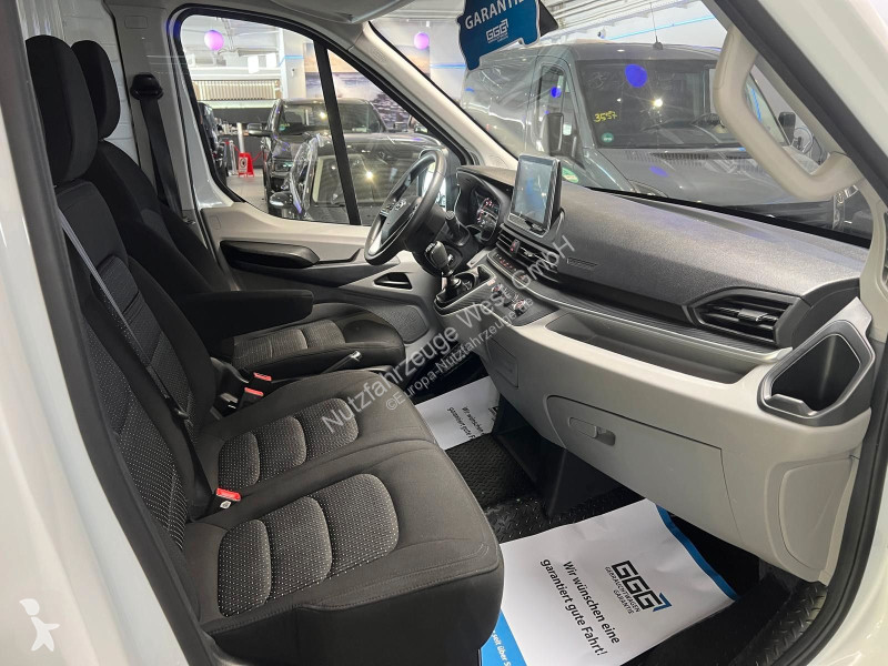 Véhicule utilitaire Maxus 9...