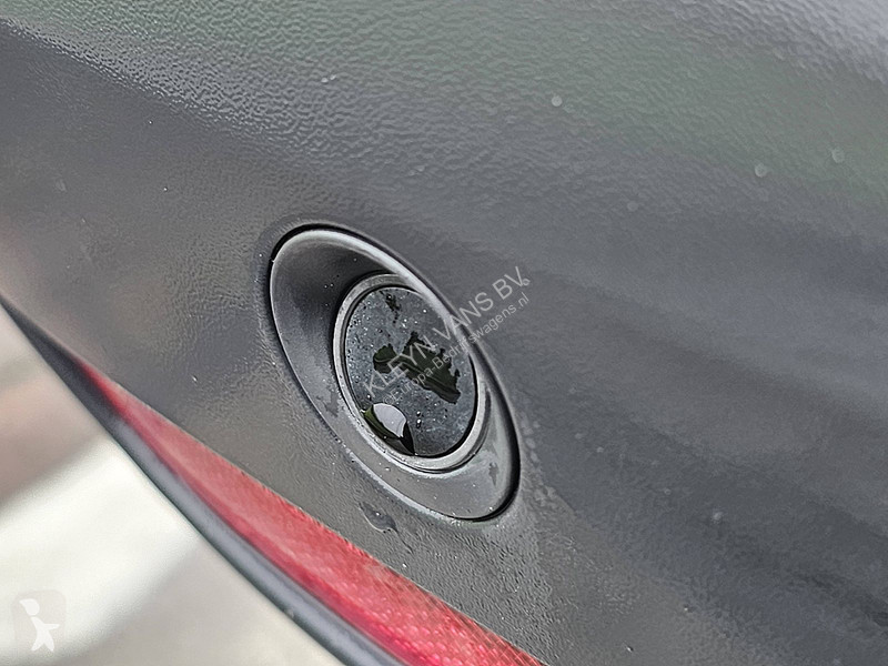 Véhicule utilitaire Mercedes 114 L2 Dubbele...