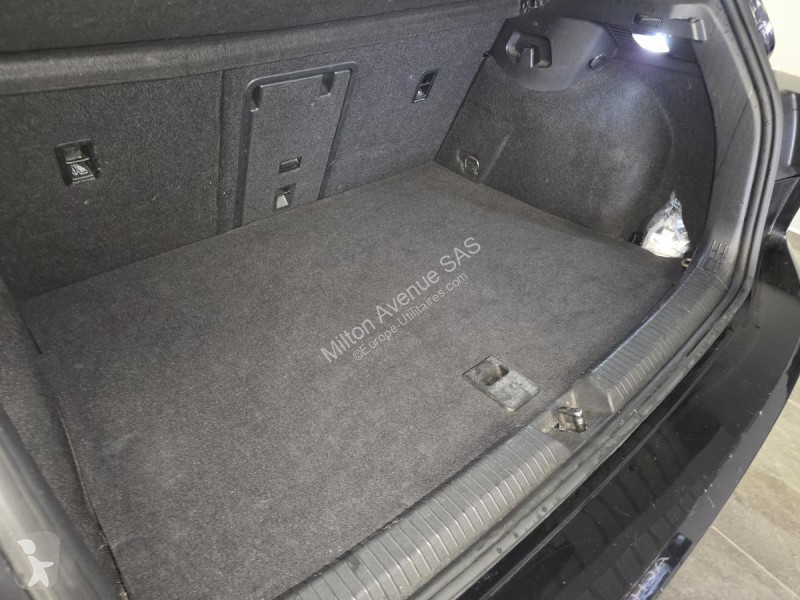 Véhicule utilitaire Volkswagen GOLF VIII 1.4...
