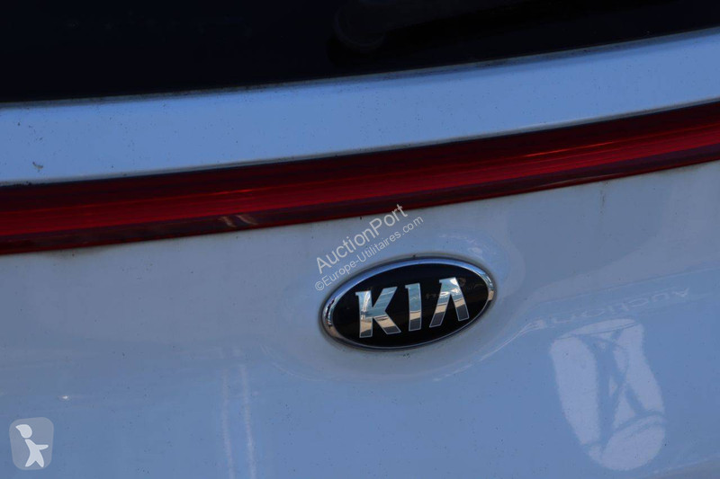 Véhicule utilitaire KIA