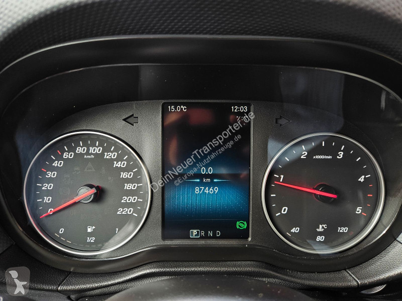 Véhicule utilitaire Mercedes 110 CDI...
