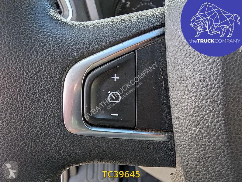 Véhicule utilitaire Renault 2.3 DCI KOFFER MET...