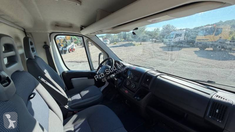 Véhicule utilitaire Citroën 2.0 HDi 130 CONFORT