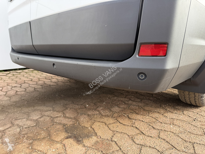 Véhicule utilitaire Maxus e 9 89kWh 204PK e 9