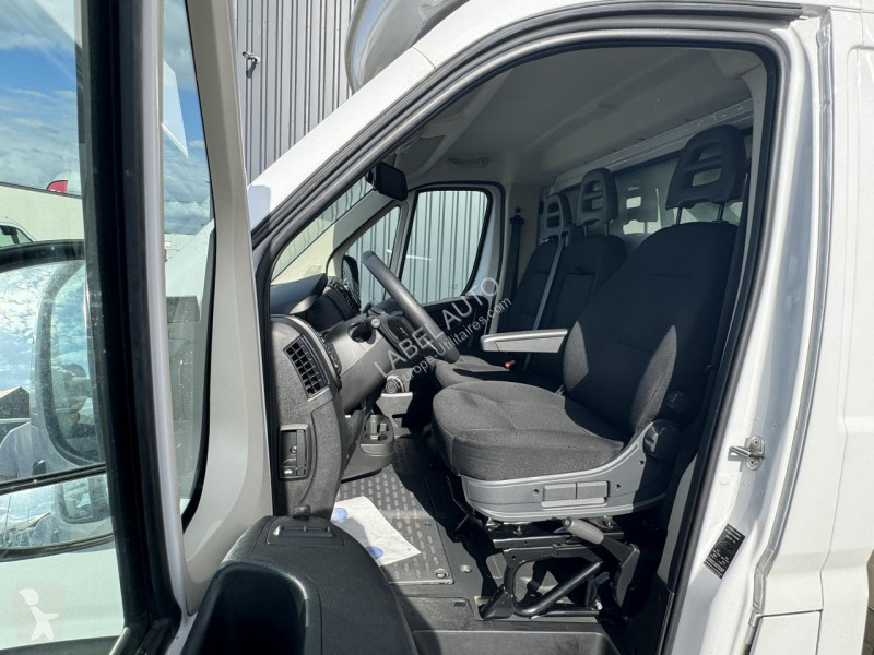 Fiat DUCATO CAISSE 20M3 + HAYON 3T5 MAXI 2.2...