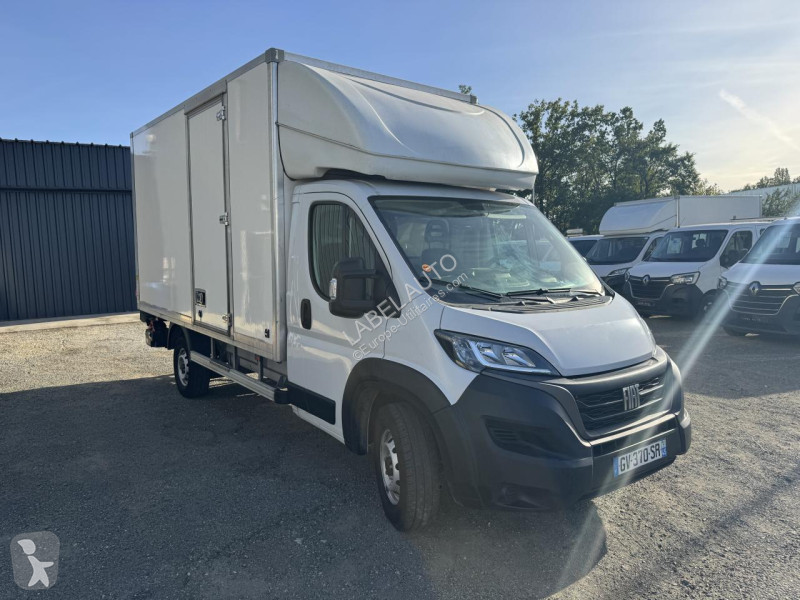 Fiat DUCATO CAISSE 20M3 + HAYON 3T5 MAXI 2.2...