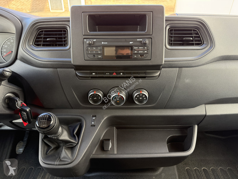 Furgoneta Renault 2.3DCi 135PK L3H3 LED Cruise...