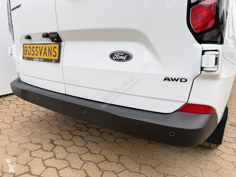 Furgoneta Ford 2.0 136PK L1 AWD LED Climate...