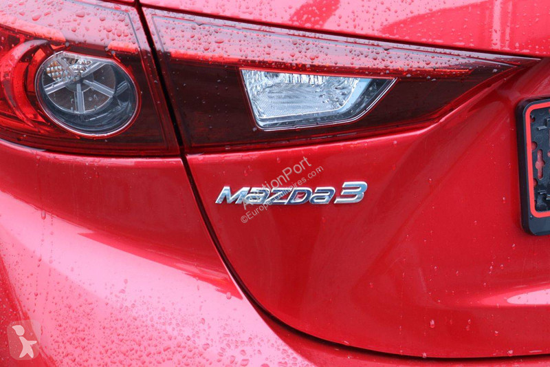 Mazda  3 van