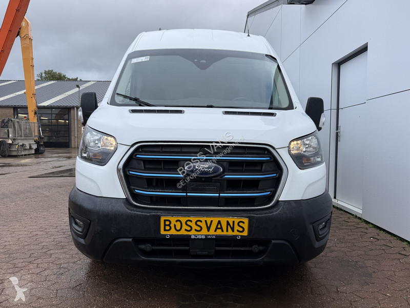 Užitkové vozidlo Ford 68kWh 184PK L4H3 317km...