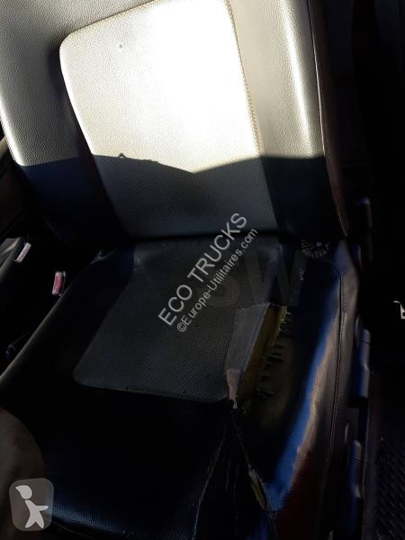 Užitkové vozidlo Renault 2.5 DCI 120