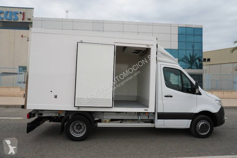Véhicule utilitaire Mercedes