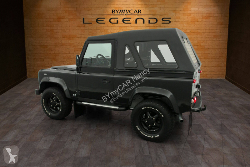 Véhicule utilitaire Land Rover 90 Defender TDI