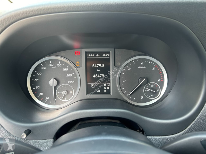 Užitkové vozidlo Mercedes III 124 2024