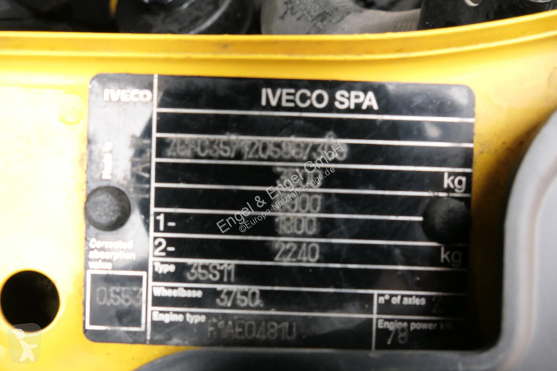 Autoutilitară Iveco Daily 35 S11 C30C AUTOMATIK...