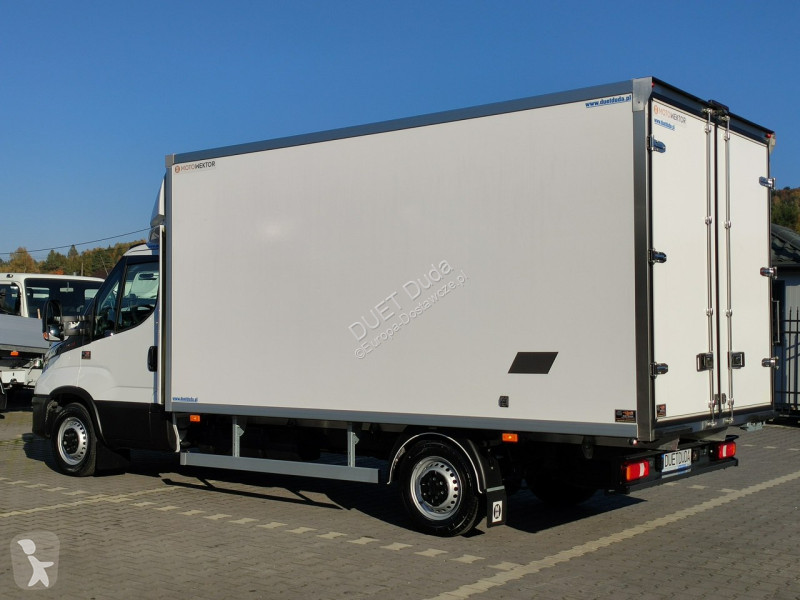 Furgoneta Iveco 35S16 V