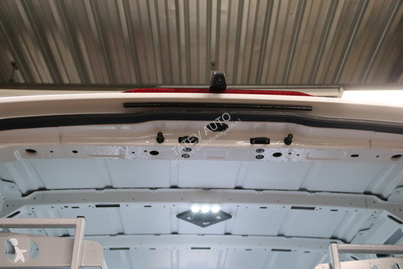 Autoutilitară Volkswagen 35 2.0 TDI 140PK L3H3...