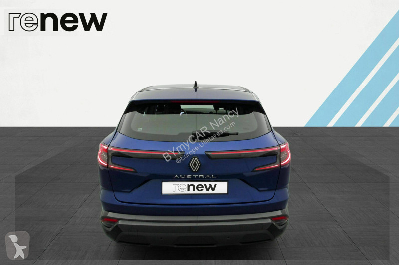 Veicolo commerciale Renault Austral mild hybrid...