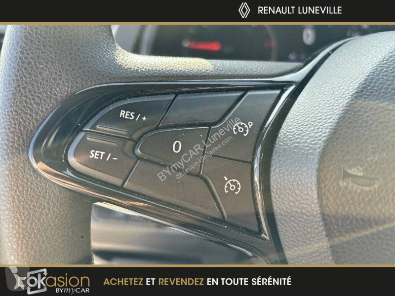 Veículo utilitário Renault TRAFIC FGN L2H2 3000...