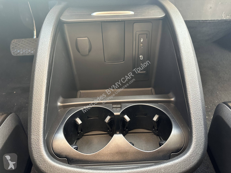 Véhicule utilitaire Mercedes Marco Polo 250d...