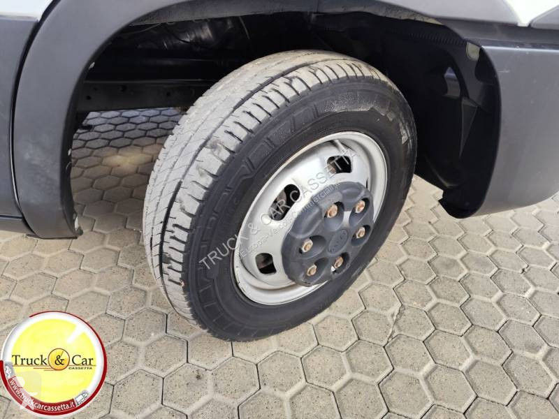 Furgoneta Iveco