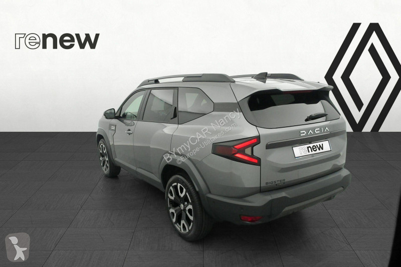 Veicolo commerciale Dacia Bigster Hybrid 155