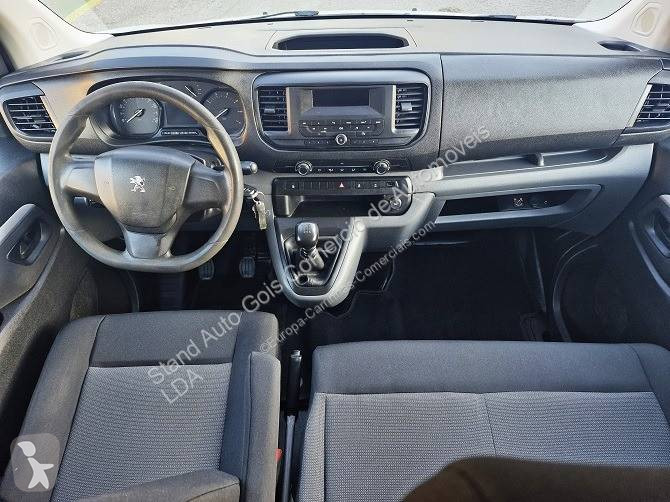 Véhicule utilitaire Peugeot