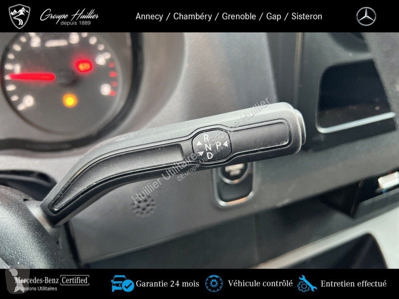 Véhicule utilitaire Mercedes 214 CDI Fg 39S 3T0...
