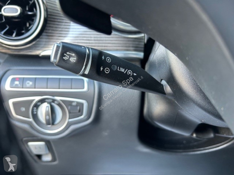 Autoutilitară Mercedes - W447 2019 Long