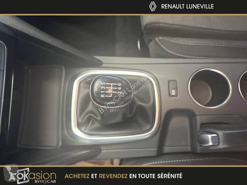 Autoutilitară Renault Megane IV Berline Blue...