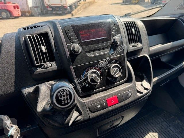 Furgoneta Fiat 250 2.3 €6C Motor 2TKM 3-Seiten...