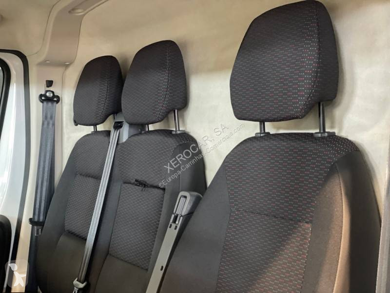 Veículo utilitário Peugeot 2.2 BlueHDi 165HP...